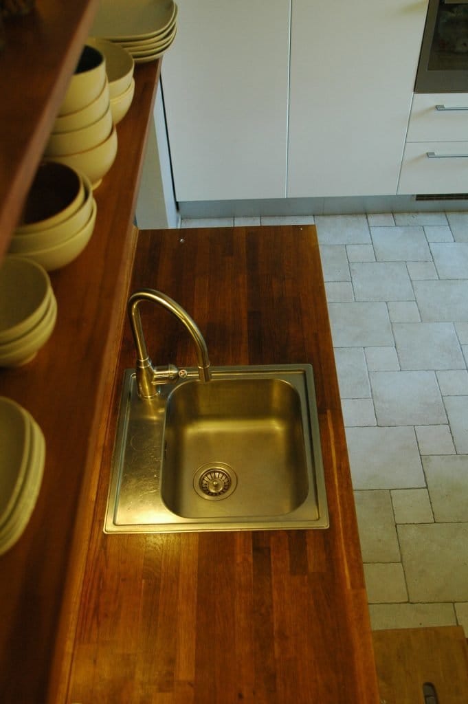 drewniany blat_kuchnia Zlew jednokomorowy_kuchnia