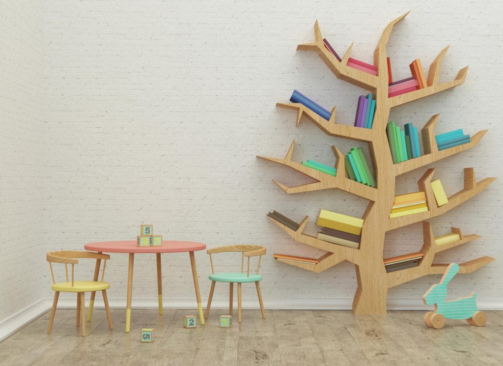 Pokój dziecka- siła dekoracji Pokój dziecka- dekoracje, kolorowy stolik dziecięcy i dwa krzecełka, półka w kształcie drzewa