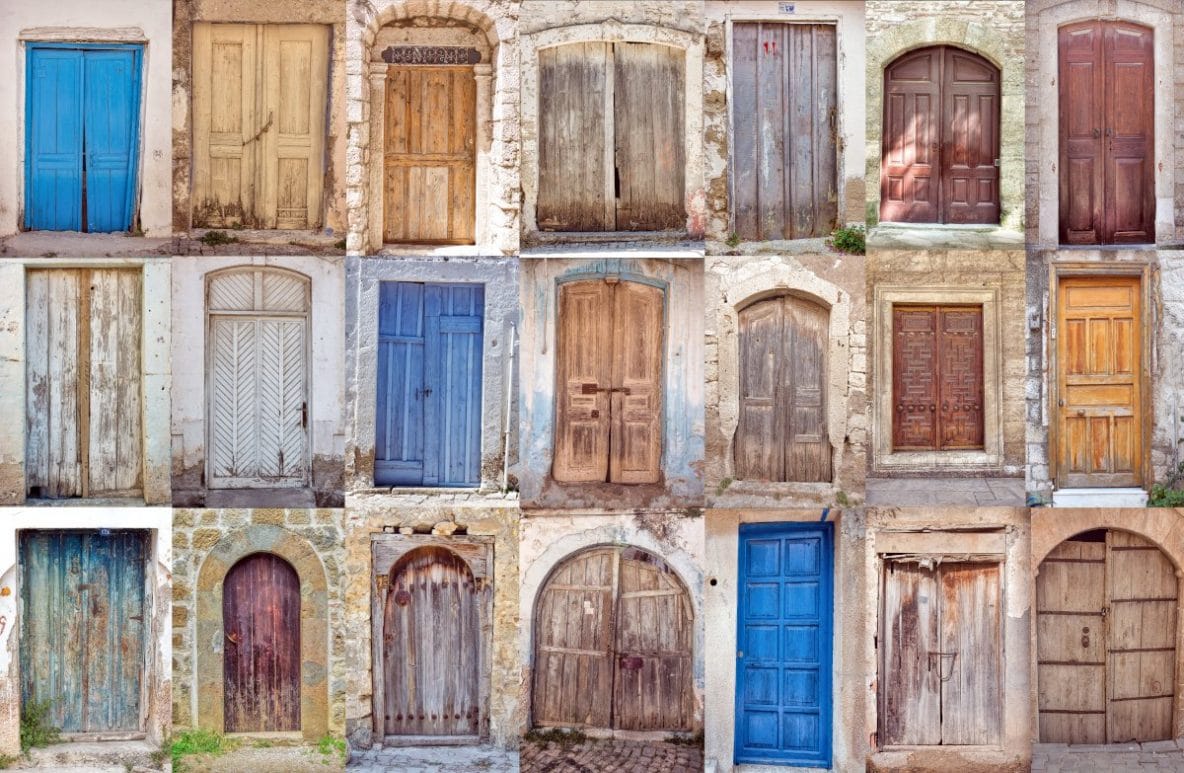 Kolorowe drzwi wejściowe 7 Kolorowe drzwi wejściowe, collage z kolorowymi starymi drzwiami