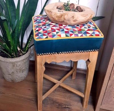 Farba do malowania mebli drewnianych- Poradnik 15 odnowienie krzesła