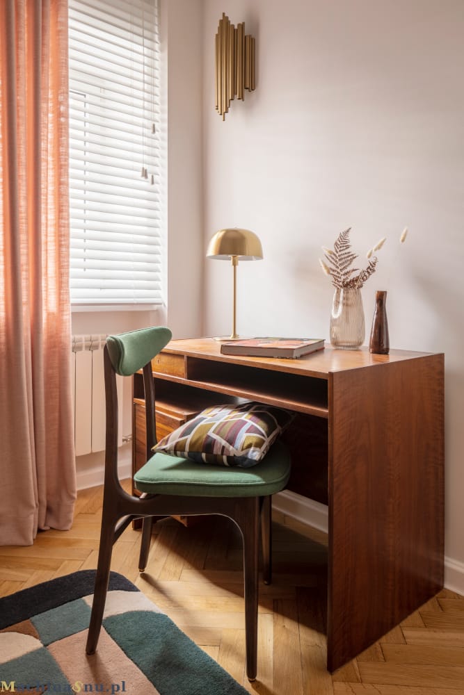 Biurko w gabinecie Biurko w gabinecie